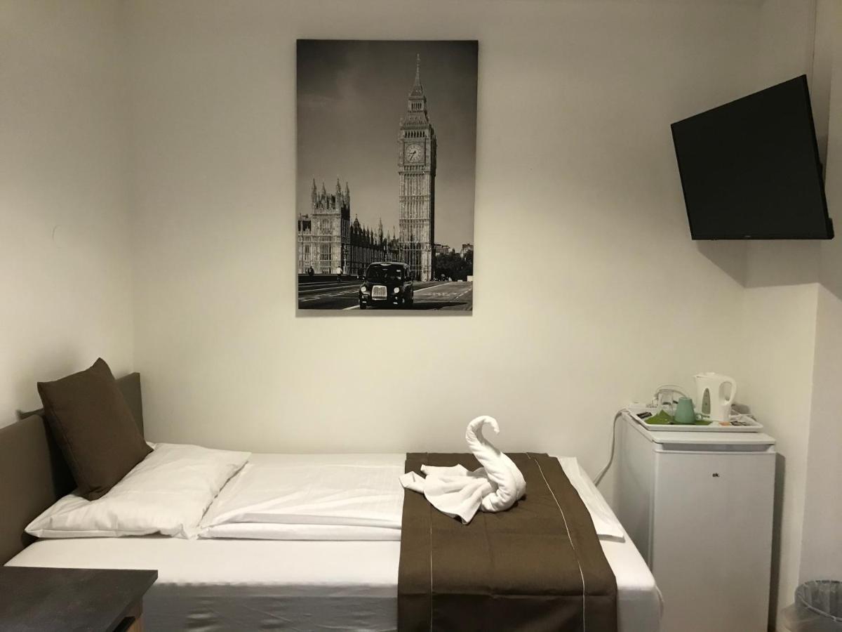 Hotel-Restaurant Zum Donaueck เมาท์เฮาเซน ภายนอก รูปภาพ