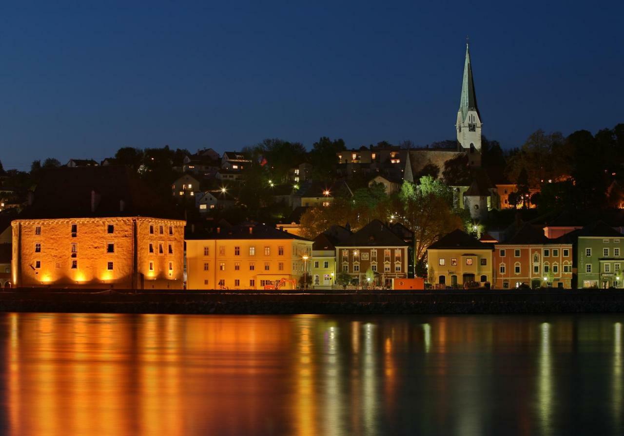 Hotel-Restaurant Zum Donaueck เมาท์เฮาเซน ภายนอก รูปภาพ